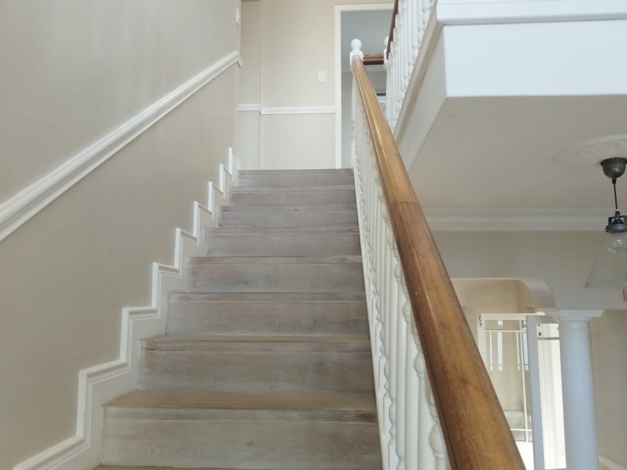 To Let 5 Bedroom Property for Rent in Ruyteplaats Western Cape